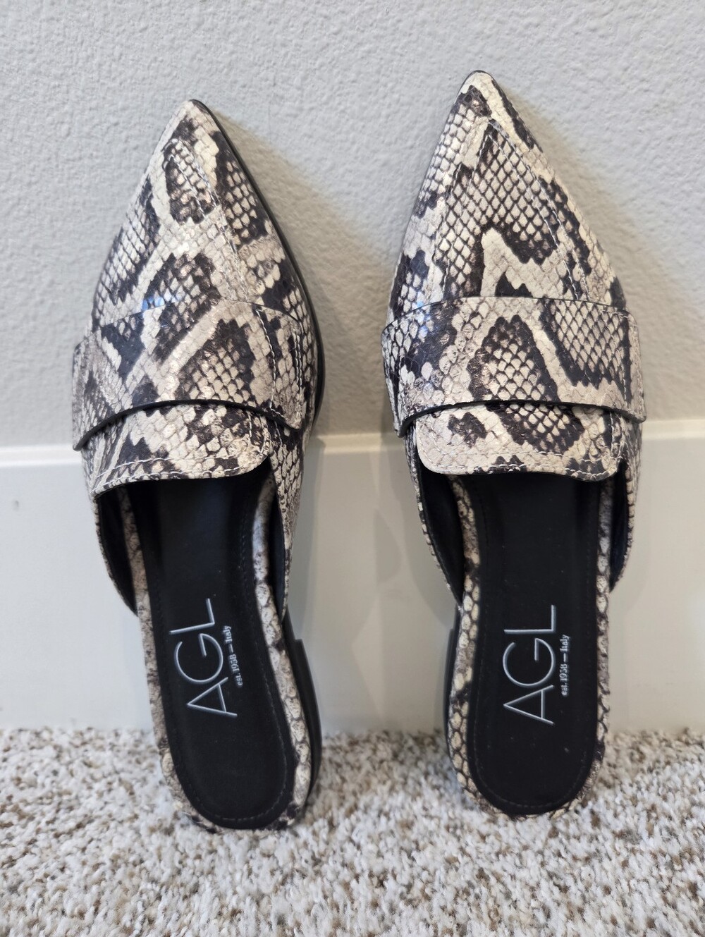 AGL Italian Leather Beige Black & Cream Snake-Print Pointed Slip-On Mule 36: 6